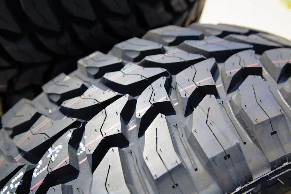 Crosswind M/T LT 30X9.50R15 Load 6 Ply Mud Tire